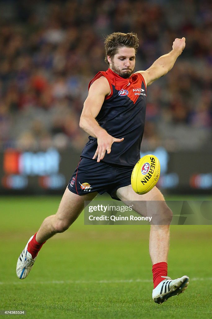 AFL Rd 8 - Melbourne v Western Bulldogs