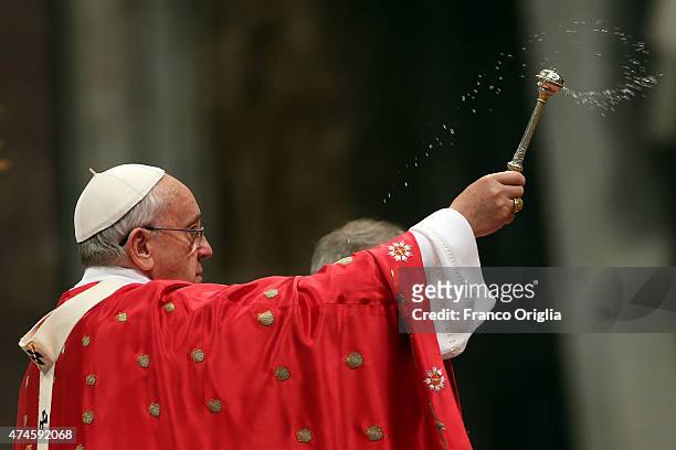 Pope Francis attends the Pentecost Celebration at the St. Peter's Basilica on May 24, 2015 in Vatican City, Vatican. Pope Francis presided over Mass...