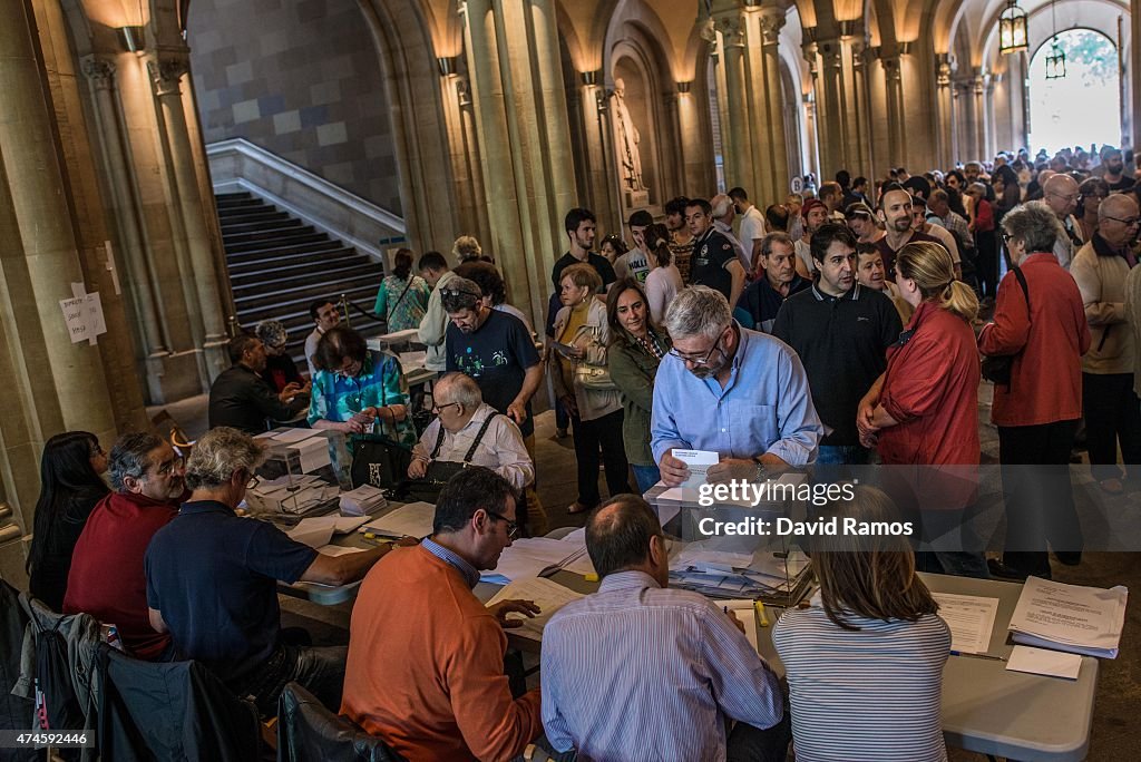 Spain Holds Regional and Municipal Elections