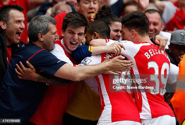 Arsenal O2 Walcott 176 Steve Walcott Photos & High Res Pictures - Getty Images