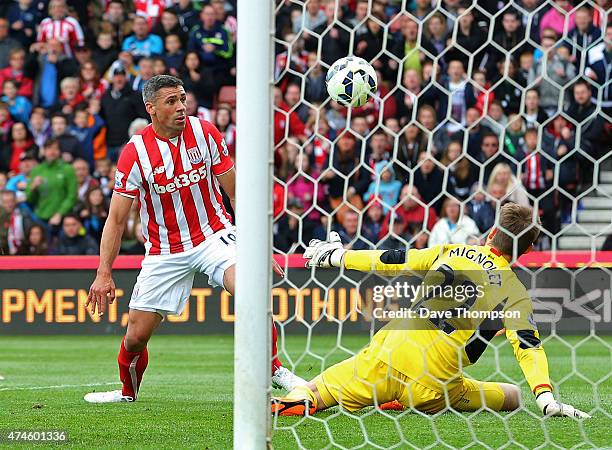 Jonathan Walters of Stoke City scores his team's third goal during the Barclays Premier League match between Stoke City and Liverpool at Britannia...