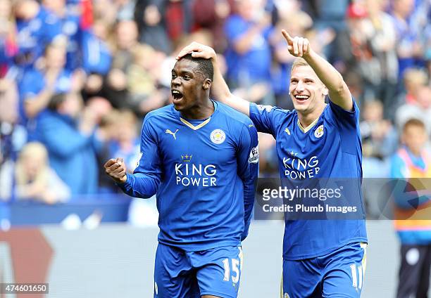 Marc Albrighton of Leicester City celebrates after scoring to make it 2-0 during the Premier League match between Leicester City and Queens Park...