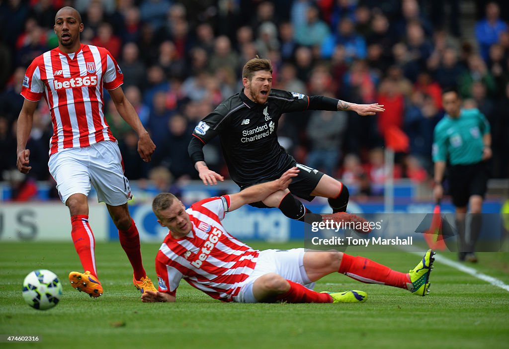 Stoke City v Liverpool - Premier League