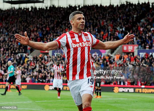 Jonathan Walters of Stoke City celebrates after scoring during the Barclays Premier League match between Stoke City and Liverpool at the Britannia...