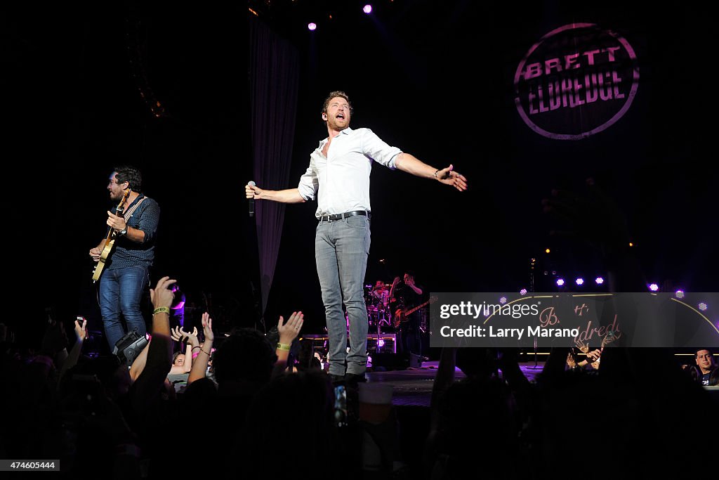 Darius Rucker Performs At Coral Sky Ampitheatre