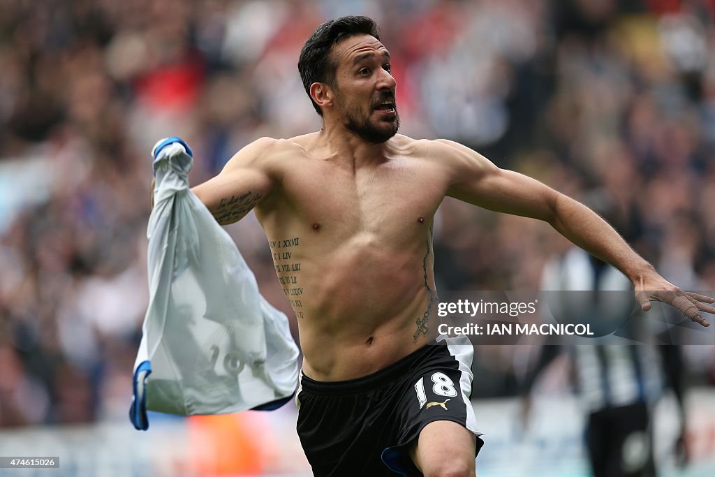 FBL-ENG-PR-NEWCASTLE-WEST HAM
