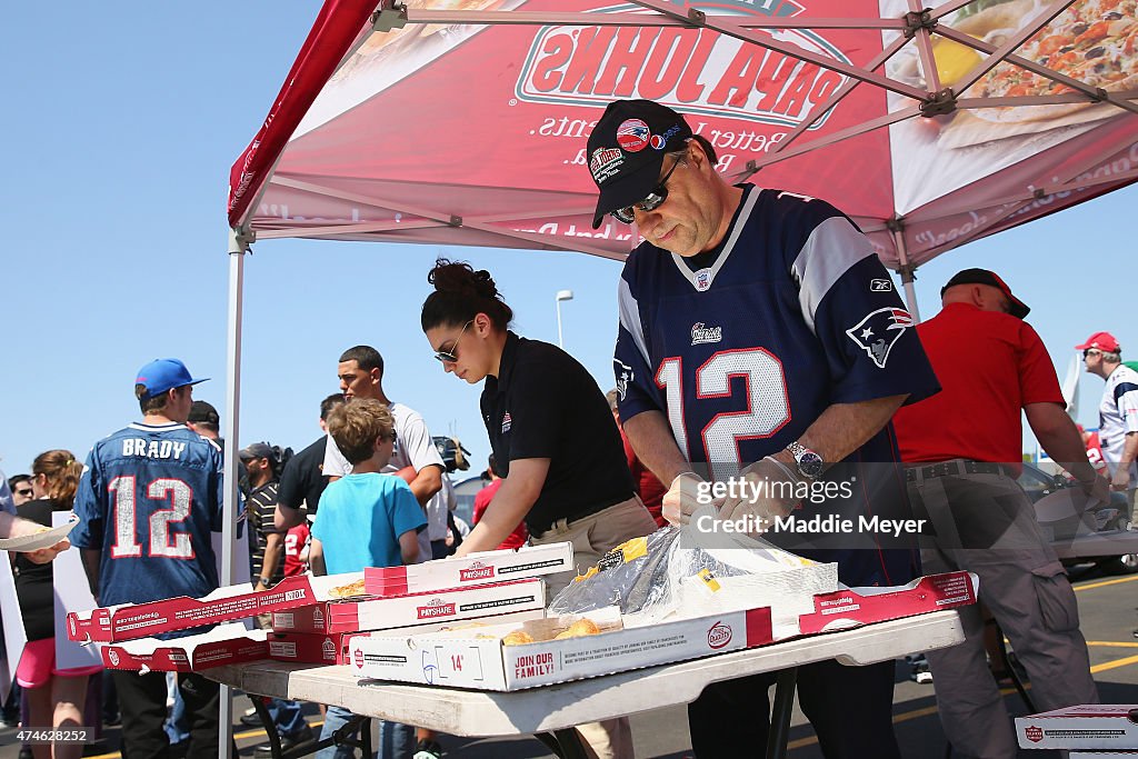 Fans Attend "Free Tom Brady" Rally