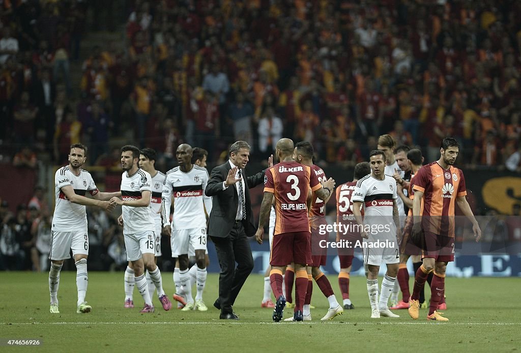 Galatasaray v Besiktas - Turkish Spor Toto Super League