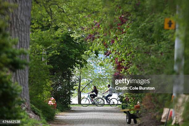 Psrt Toronto 1,464 Path (Toronto) Stock Photos, High-Res Pictures, and Images ...