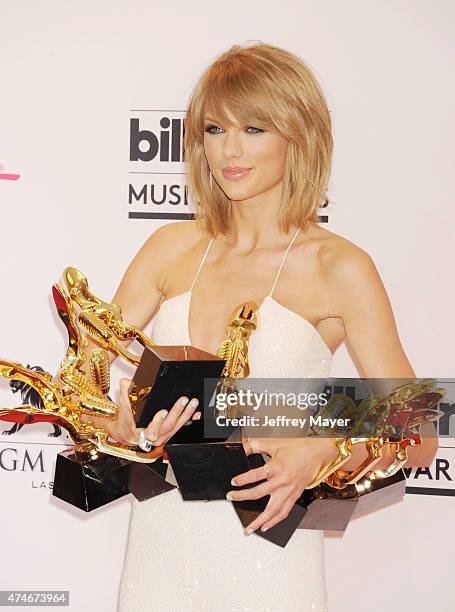 Recording artist Taylor Swift winner of Top Artist, Top Female Artist, Top Billboard 200 Artist, Top Billboard 200 Album for '1989,' Top Hot 100...