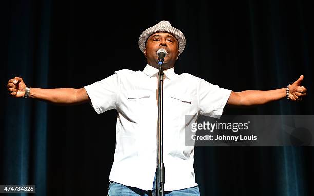 Actor/comedian Alex Thomas performs during the 8th Annual Memorial Day Weekend Comedy Festival at James L Knight Center on May 24, 2015 in Miami,...