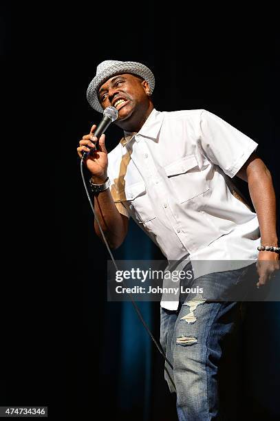 Actor/comedian Alex Thomas performs during the 8th Annual Memorial Day Weekend Comedy Festival at James L Knight Center on May 24, 2015 in Miami,...