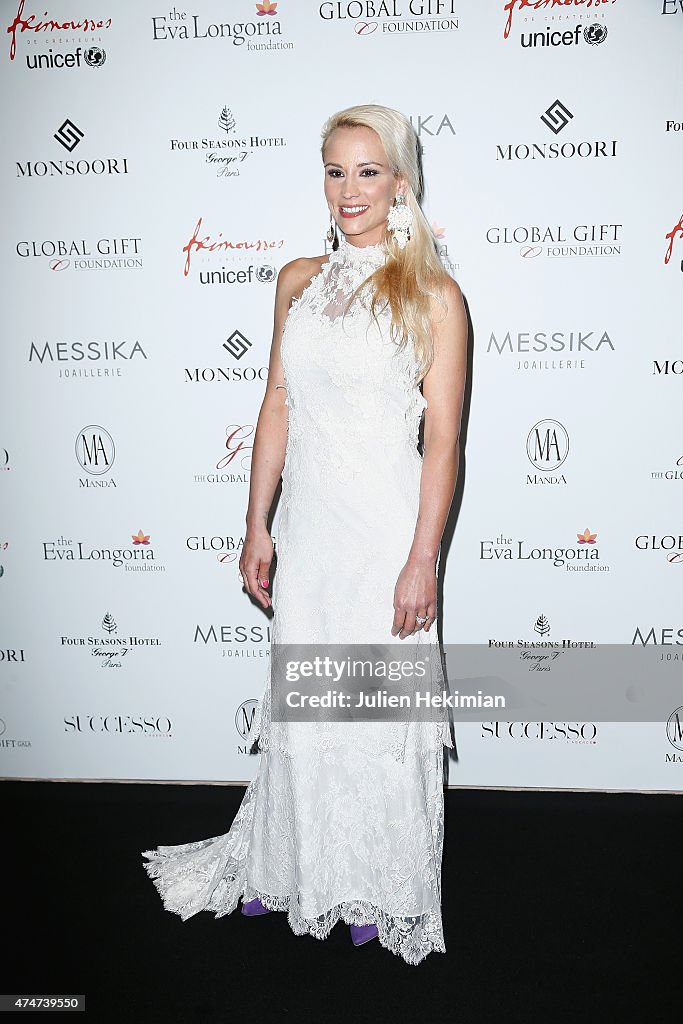 Global Gift Gala : Photocall At Hotel Georges V in Paris