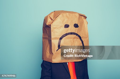 Jeune homme d'affaires triste garçon porte visage Jeune homme d'affaires triste garçon porte visage