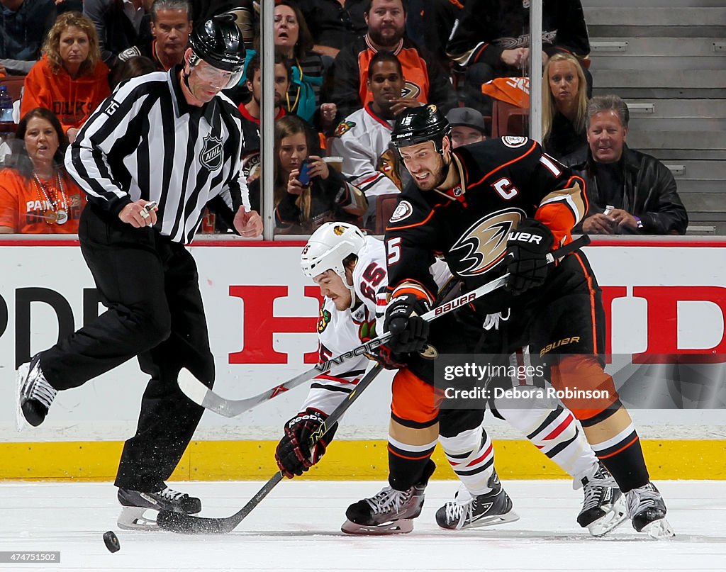 Chicago Blackhawks v Anaheim Ducks - Game Five