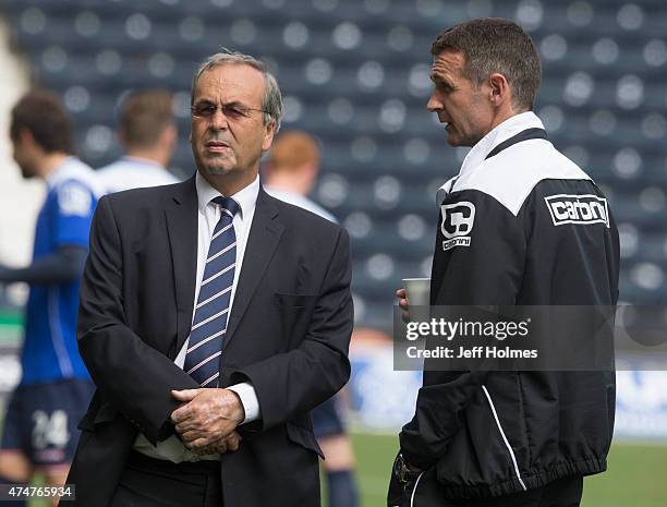 Roy MacGregor chairman of Ross County chats to his manager Jim McIntyre at the Scottish premiership match between Kilmarnock and Ross County at Rugby...