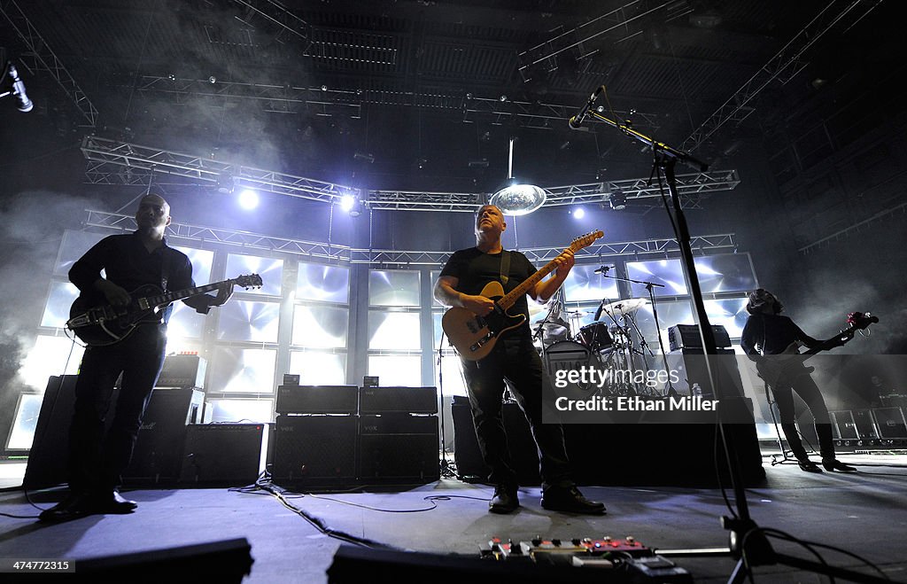 Pixies And Best Coast In Concert At The Joint At The Hard Rock