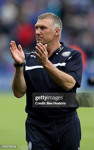 Leicester manager Nigel Pearson applauds the home fans following the Premier League match between Leicester City and Queens Park Rangers at The King...