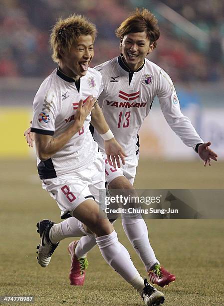 Yoichiro Kakitani of Cerezo Osaka celebrates after score a goal during the AFC Champions League match between Pohang Steelers and Cerezo Osaka at...