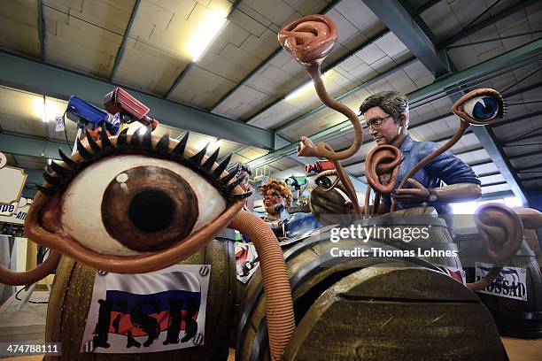 The Carnival parade float satirizing Edward Snowden and the NSA affair unter the motto 'The discoverers' on February 25, 2014 in Mainz, Germany. The...