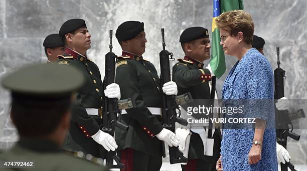 Brazilian President Dilma Rousseff during a wreath-laying ceremony at the Ninos Heroes monument in Chapultepec park, Mexico City on May 26, 2015....
