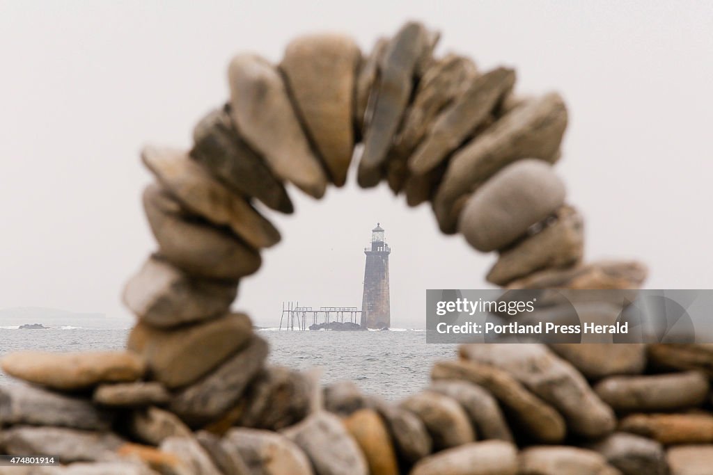 Stone arch maker