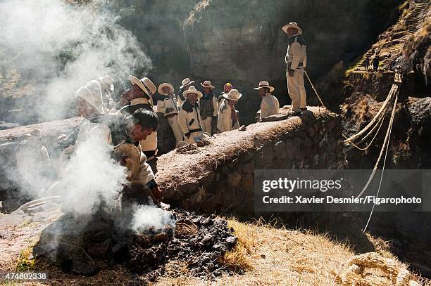 Inca Civilization Rope Language 132 Inca Rope Bridge Stock Photos, High-Res Pictures, and Images ...