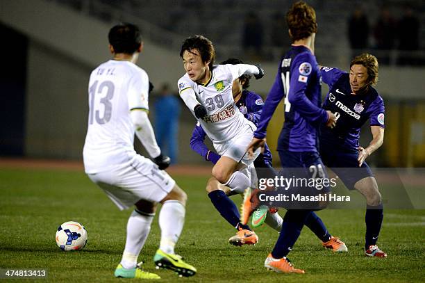 Piao Cheng of Beijing Guoan in action during the AFC Champions League match between Sanfrecce Hiroshima and Beijing Guoan at Hiroshima Big Arch on...