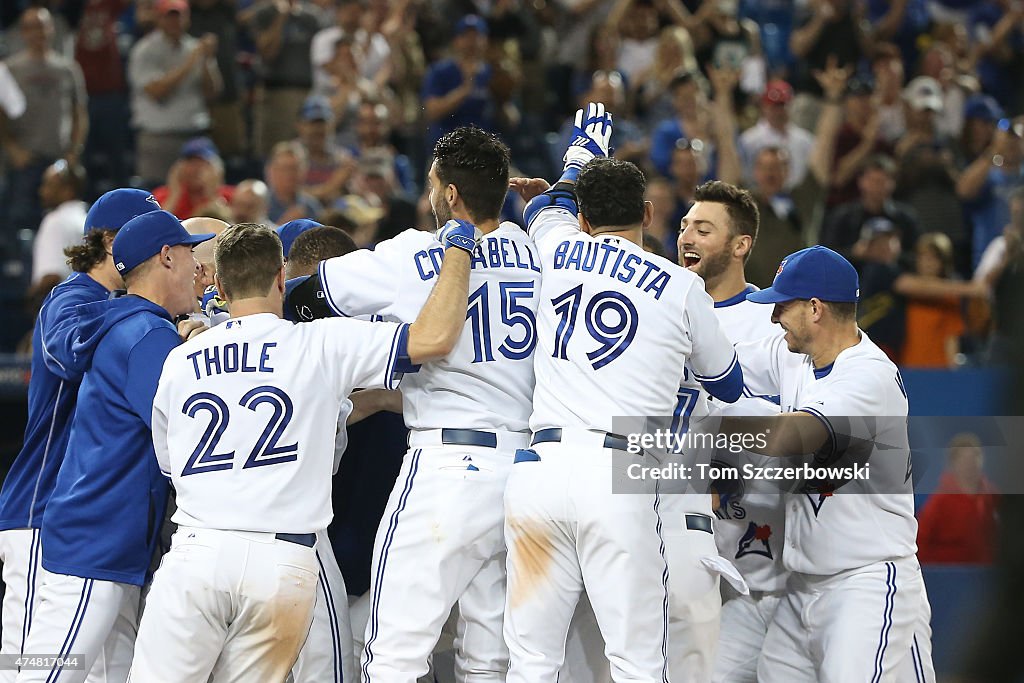 Chicago White Sox v Toronto Blue Jays