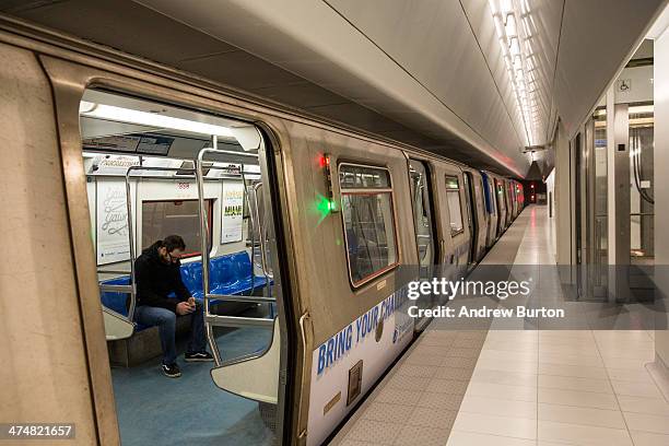 First Path Train World Trade Center (Path) Photos and Premium High Res Pictures - Getty ...