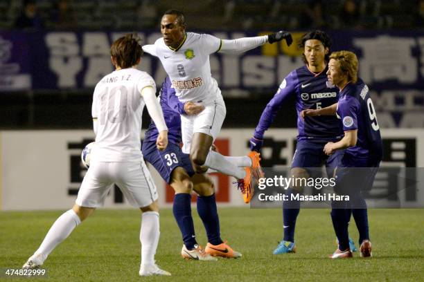 Joffre Davis Guerron Mendez of Beijing Guoan in action during the AFC Champions League match between Sanfrecce Hiroshima and Beijing Guoan at...