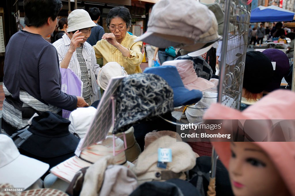 Shopping In Sugamo And Koenji Districts Ahead Of Retail & CPI Figures