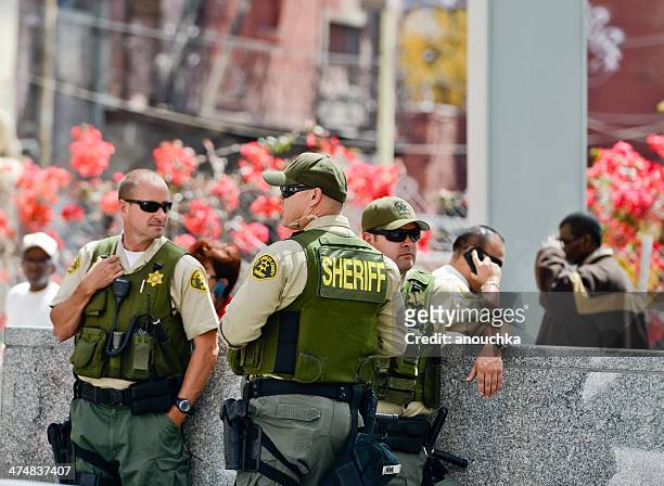 ロサンゼルスカウンティ sheriffs 、5 月 1 日 - 保安官 ストックフォトと画像