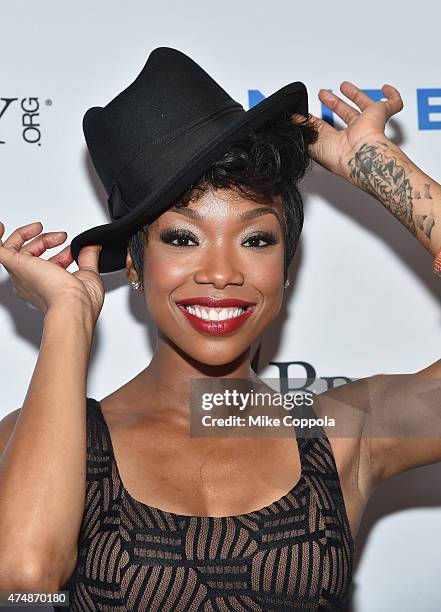 Actress/singer Brandy Norwood attends the #StarsInTheAlley Outdoor Concert Featuring Darren Criss at Shubert Alley on May 27, 2015 in New York City.