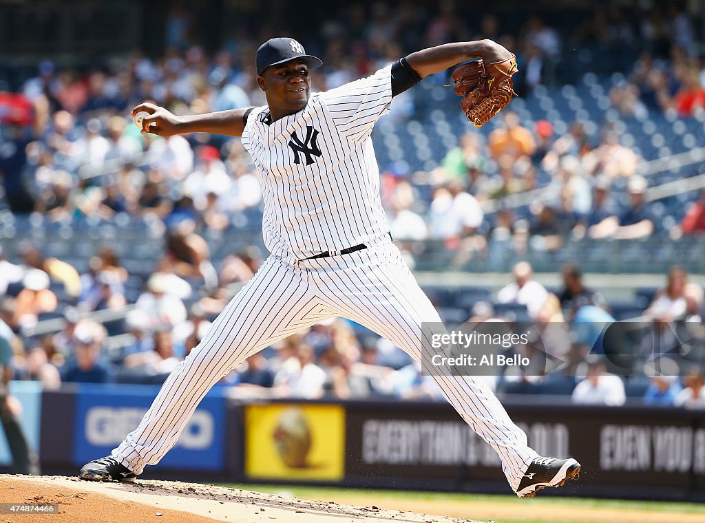 Kansas City Royals v New York Yankees