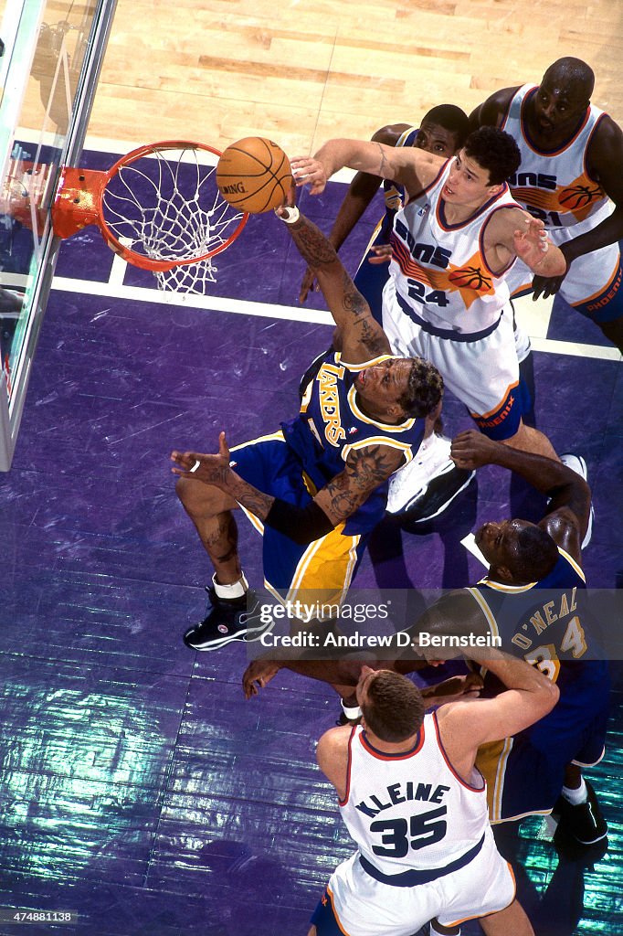 Rodman Lakers Rockets Dennis Rodman of the Los Angeles Lakers shoots the ball during a game ...