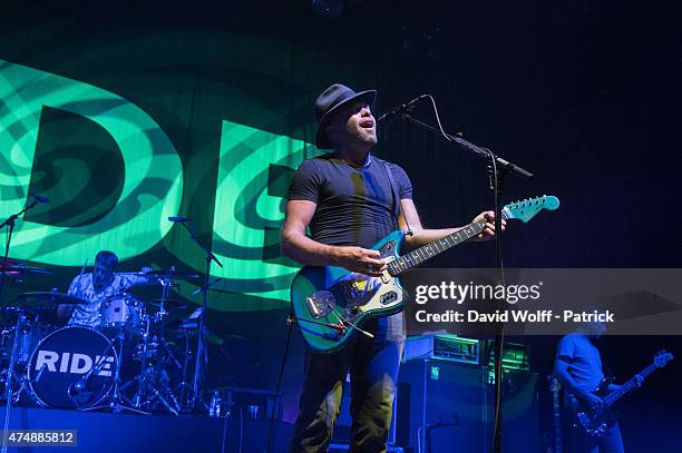 Mark Gardener from Ride performs at L'Olympia on May 27, 2015 in Paris, France.