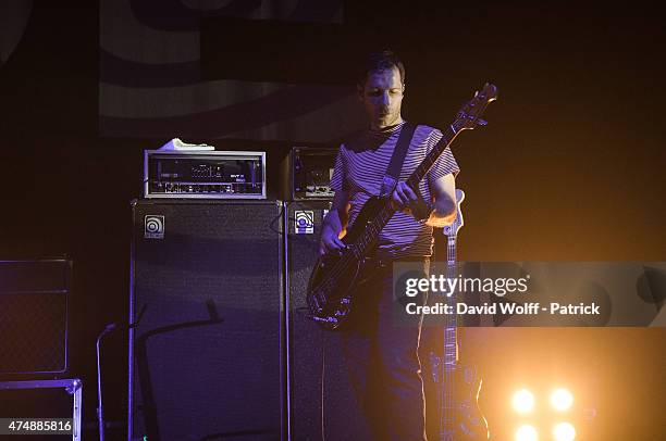 Steve Queralt from Ride performs at L'Olympia on May 27, 2015 in Paris, France.