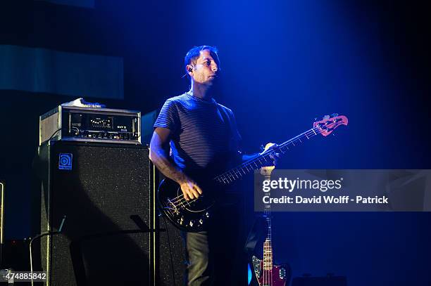 Steve Queralt from Ride performs at L'Olympia on May 27, 2015 in Paris, France.