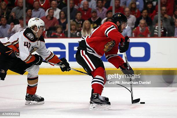 Brandon Saad of the Chicago Blackhawks shoots and scores in the second period against the Anaheim Ducks in Game Six of the Western Conference Finals...