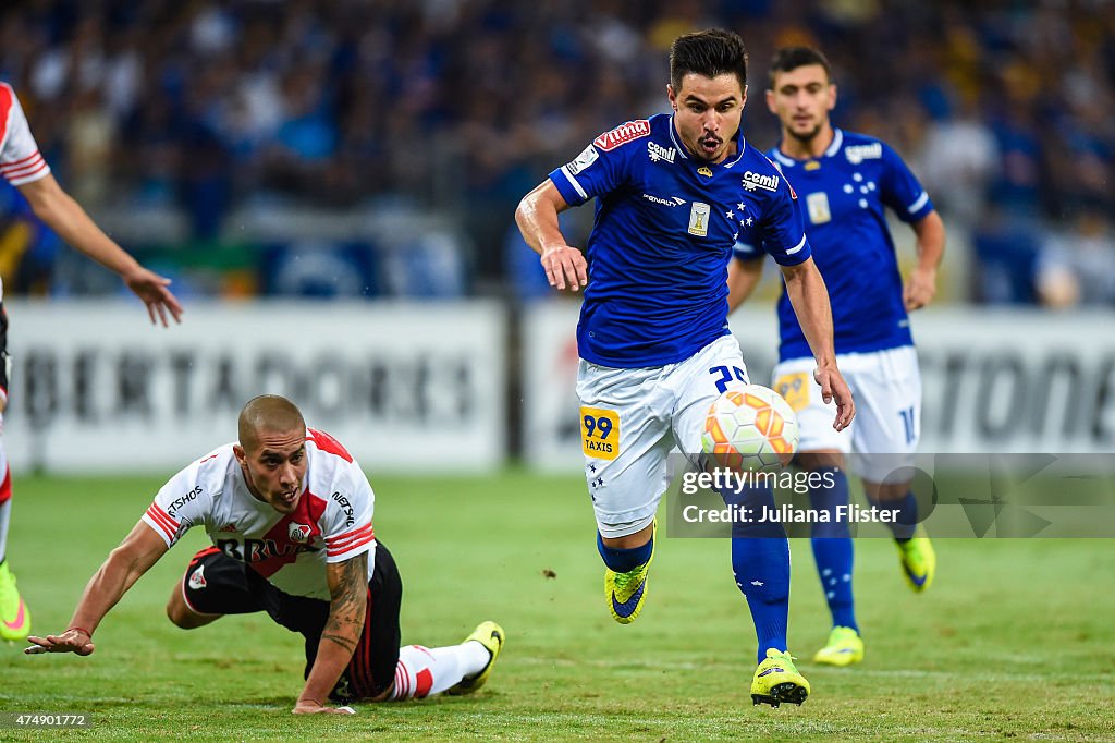 Cruzeiro v River Plate - Copa Bridgestone Libertadores 2015 Quarter-Finals