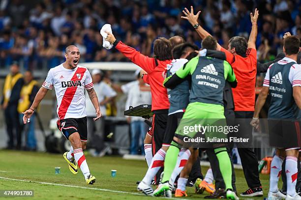 Maidana of River Plate celebrates a scored goal against Cruzeiro during a match between Cruzeiro and River Plate as part of Copa Bridgestone...