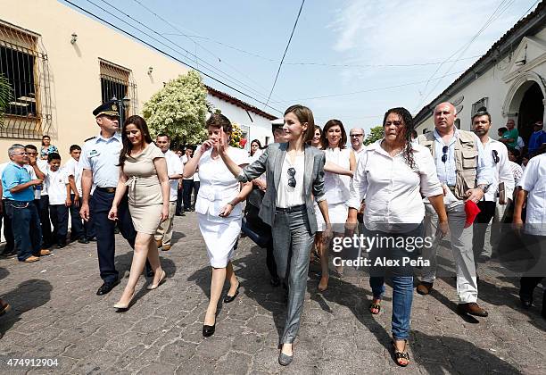 Letizia of Spain walks during an official visit to El Salvador at Suchitoto Mayoralty on May 27, 2015 in Suchitoto, El Salvador. Letizia of Spain is...