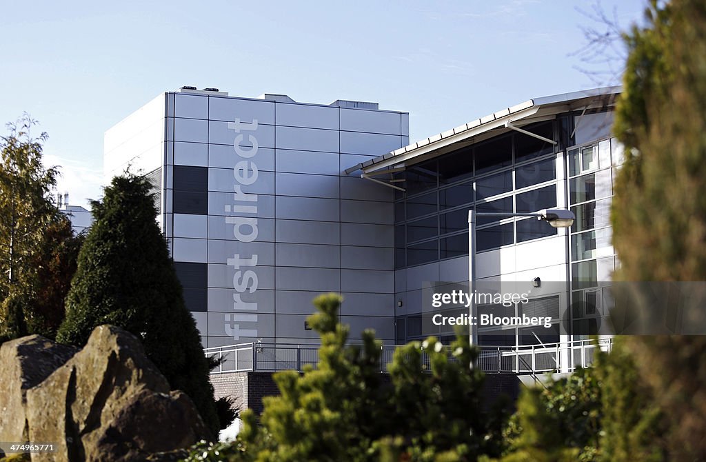 The First Direct bank customer service call centre, the online and ...