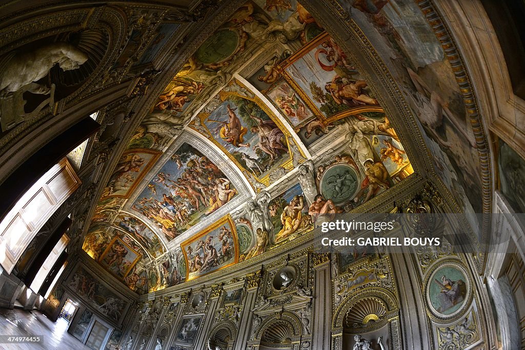 ITALY-FRANCE-FARNESE PALACE-CARRACCI