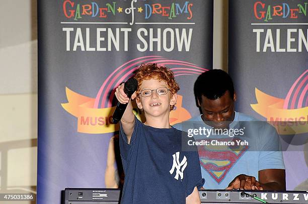 Matthew Walling 25 Matthew Welling Stock Photos, High-Res Pictures, and Images - Getty ...