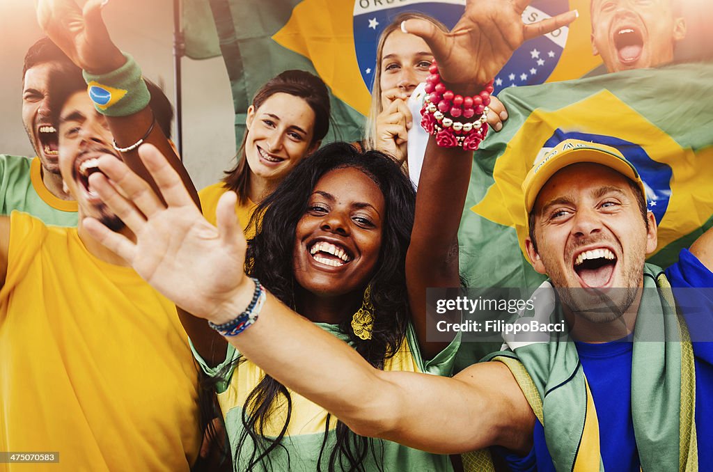 Brasilianische Fan im Stadion