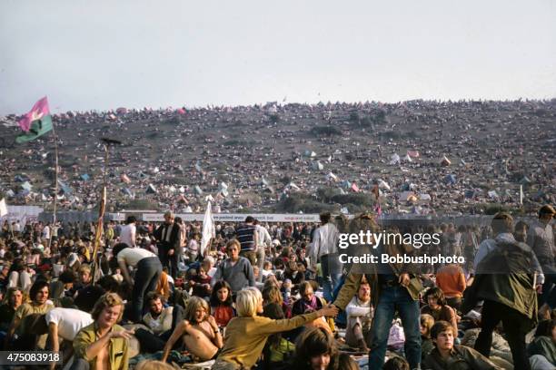 isle of wight music festival, 1970 - hippies 1960s stockfoto's en -beelden