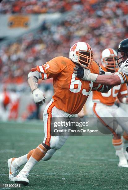 Lee Roy Selmon of the Tampa Bay Buccaneers in action against Jon Kolb of the Pittsburgh Steelers during an NFL football game November 9, 1980 at...