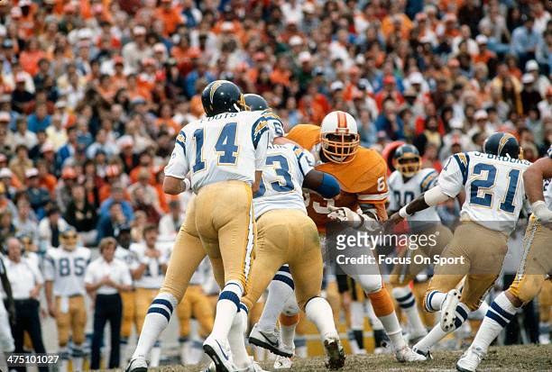 Lee Roy Selmon of the Tampa Bay Buccaneers in action against the San Diego Chargers during an NFL football game December 13, 1981 at Tampa Stadium in...